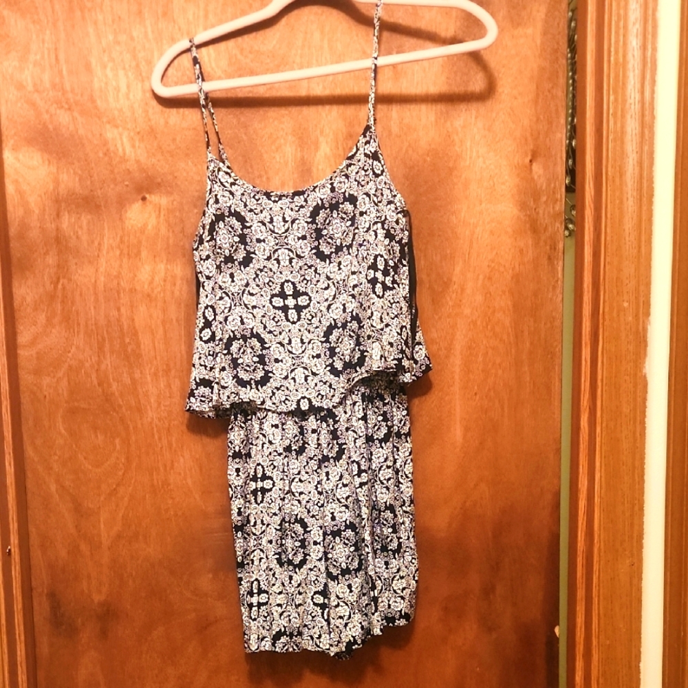 Floral Patterned Sleeveless Shorts Romper Size Small